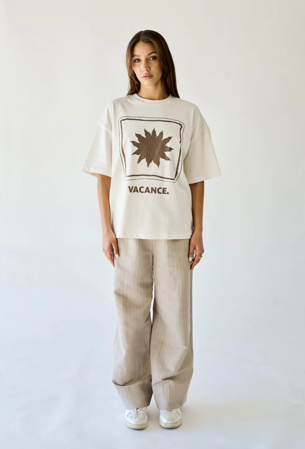 VACANCE OVERSIZED TEE