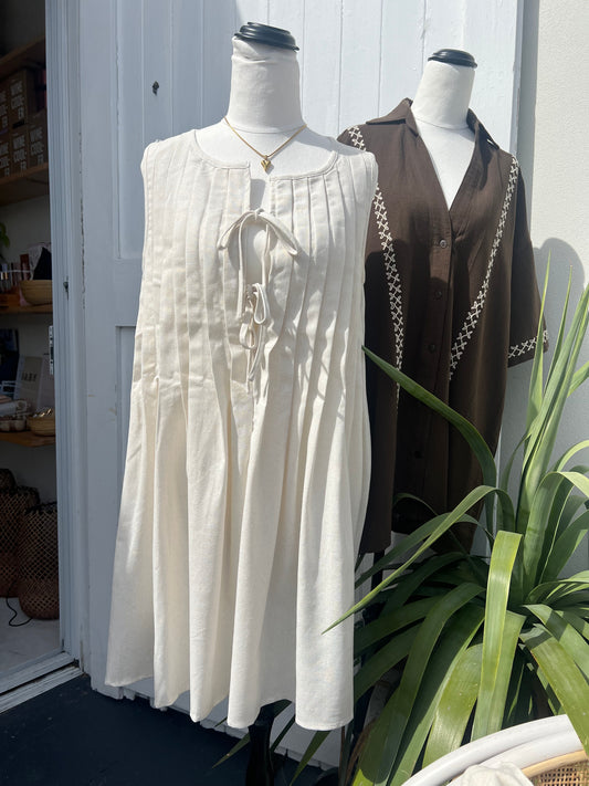 PLEATED DRESS - Oatmeal